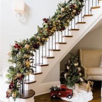 Christmas Decoration Garland Staircase